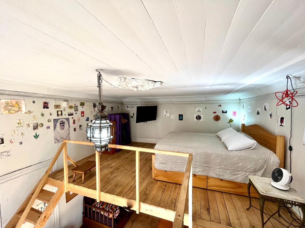 Loft En Casa Patrimonial, Barrio Yungay, Con Posibilidad De Estacionamiento Santiago