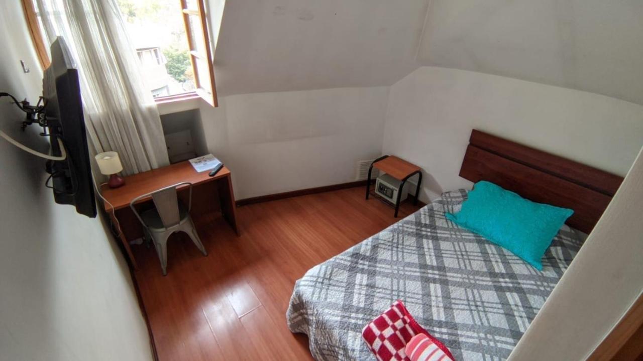 Aji Albergue Santiago