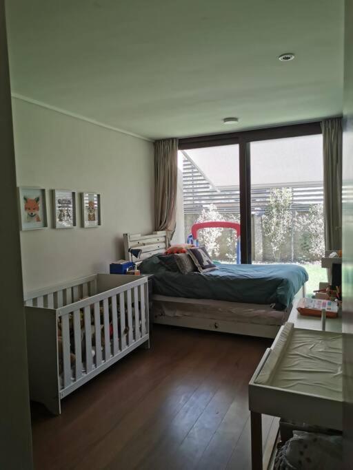 Gran Departamento En Primer Piso + Patio Propio *