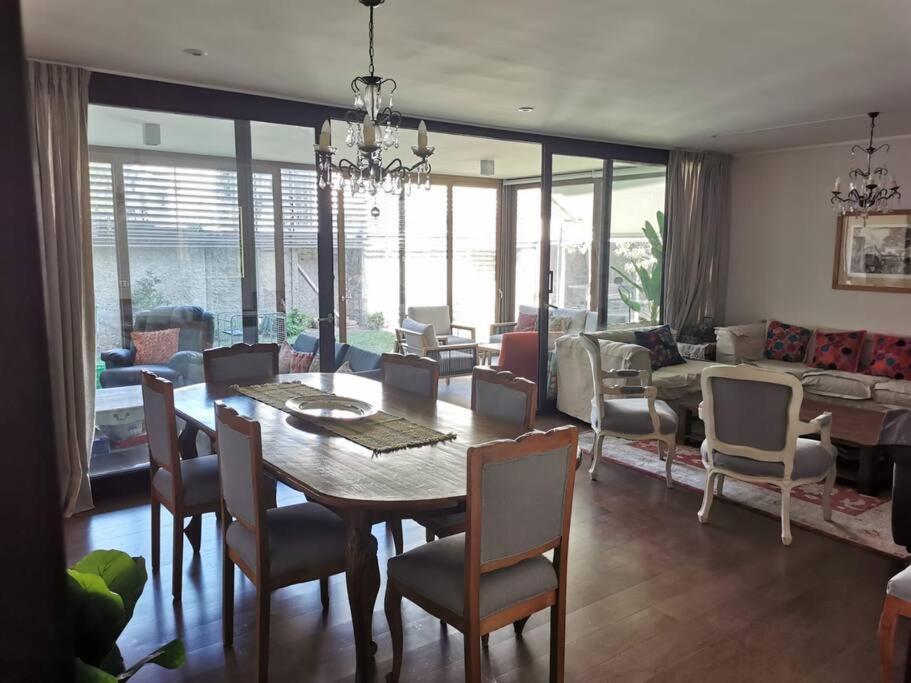 Gran Departamento En Primer Piso + Patio Propio *