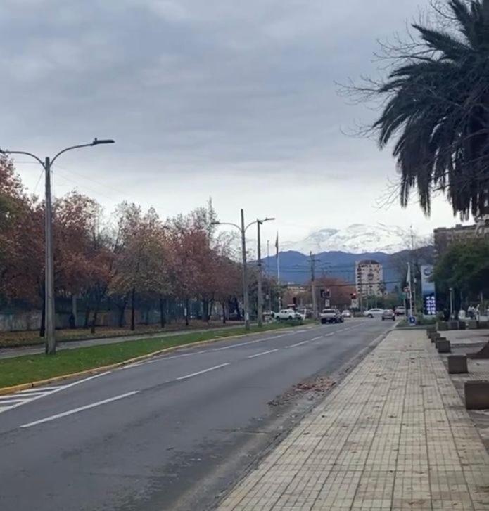 Hermosa Y Comoda En Condes 1 Persona/ Estacionamiento Santiago de Chile