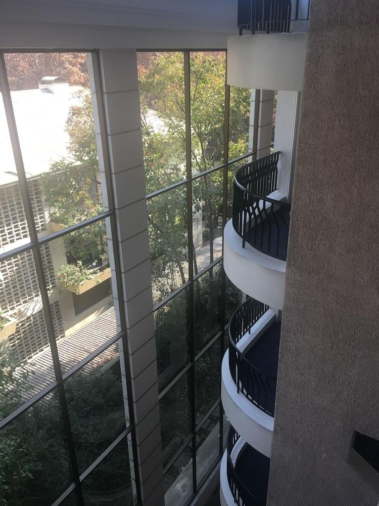 Park Plaza Aparthotel