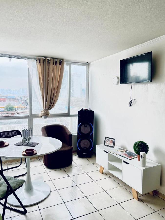 Homestay Quedate Con Nara Santiago