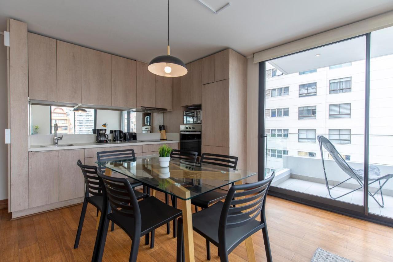 Apartment Ac- Metro, Mall, Parking Ps