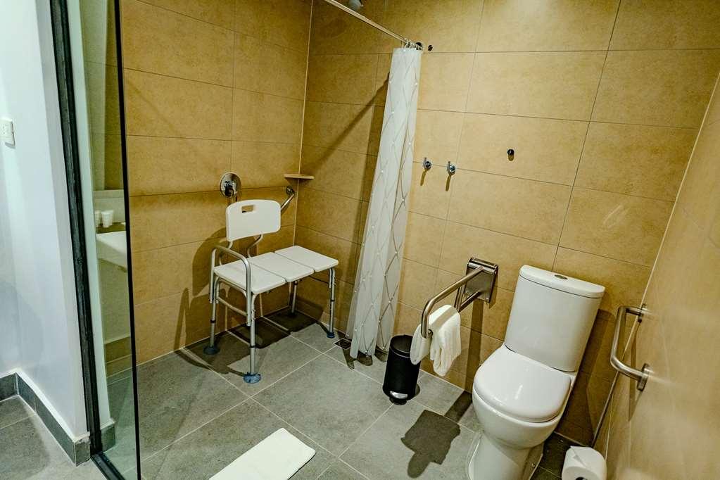Hotel Hampton By Hilton Condes *