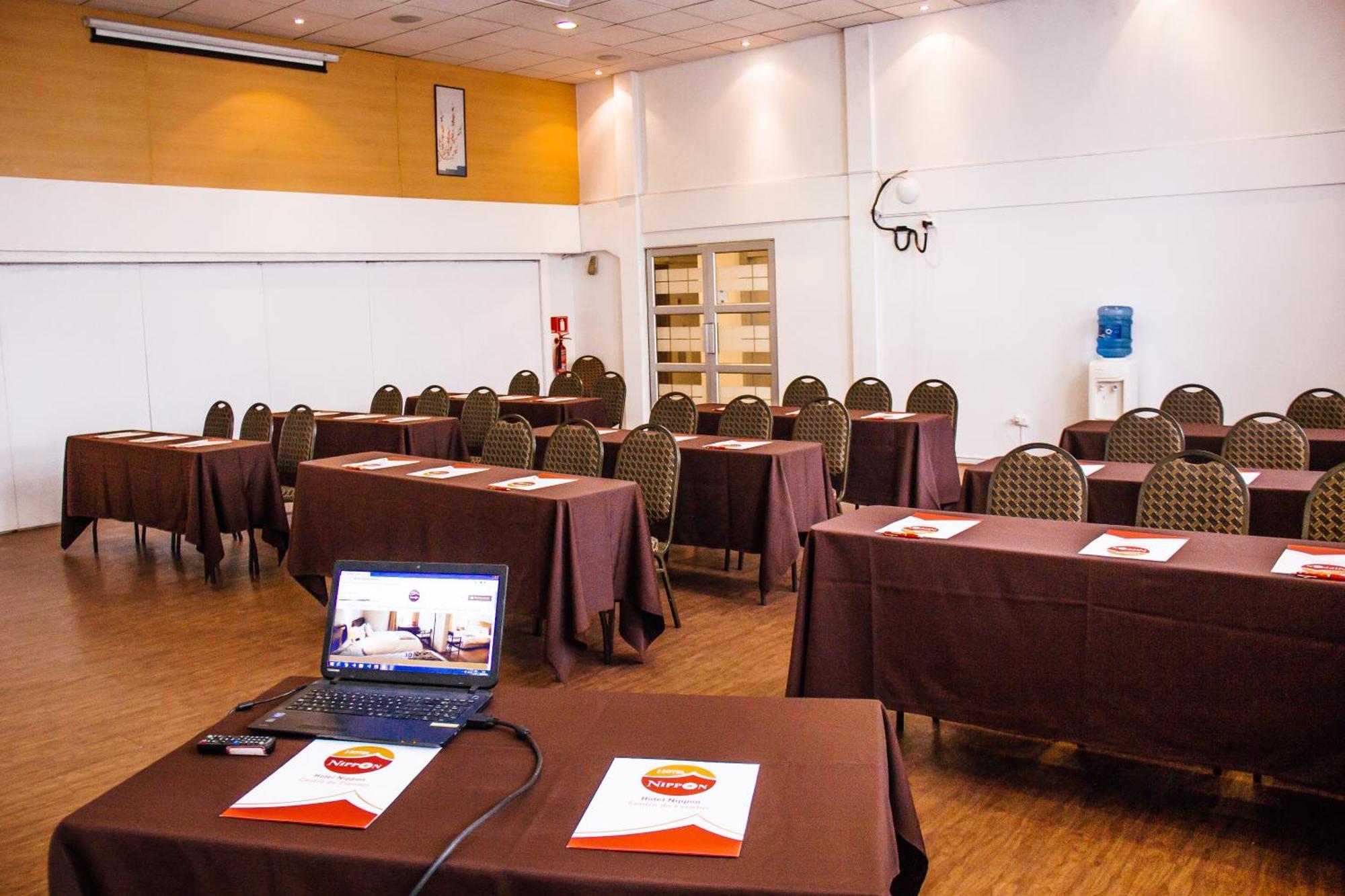 Hotel Nippon Y Centro De Eventos Santiago