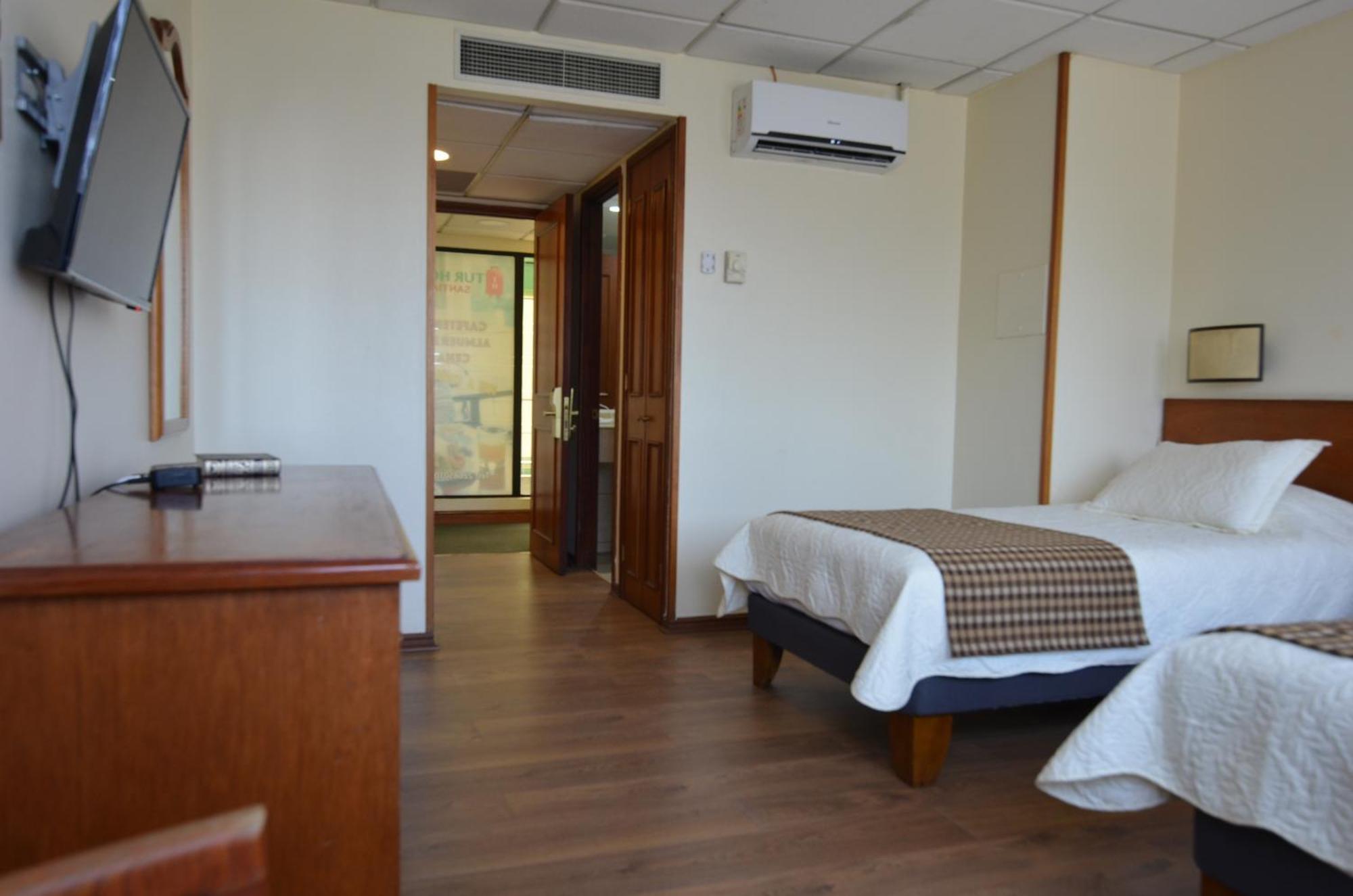 Tur Hotel