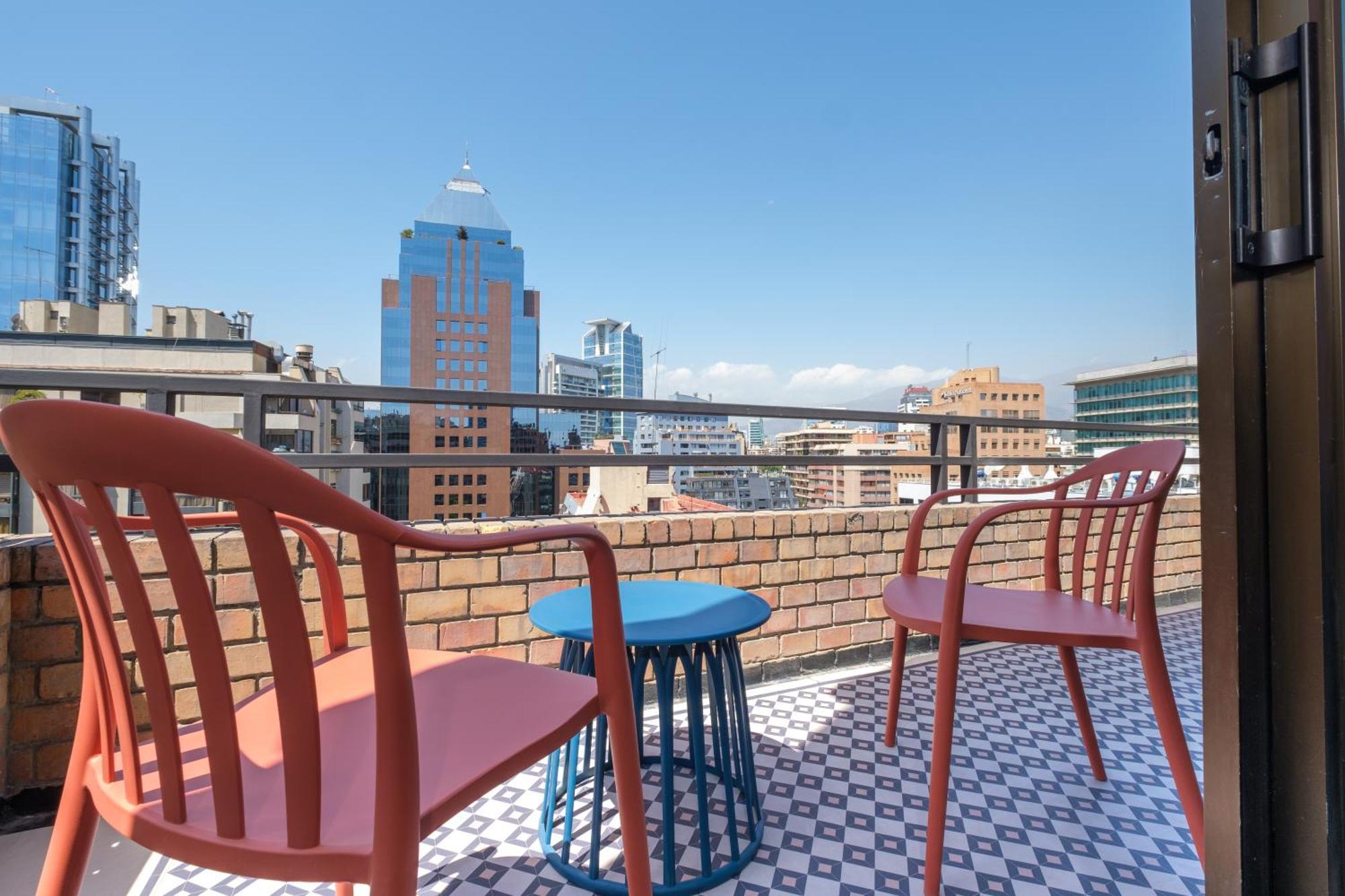 Serviced Aparthotel *