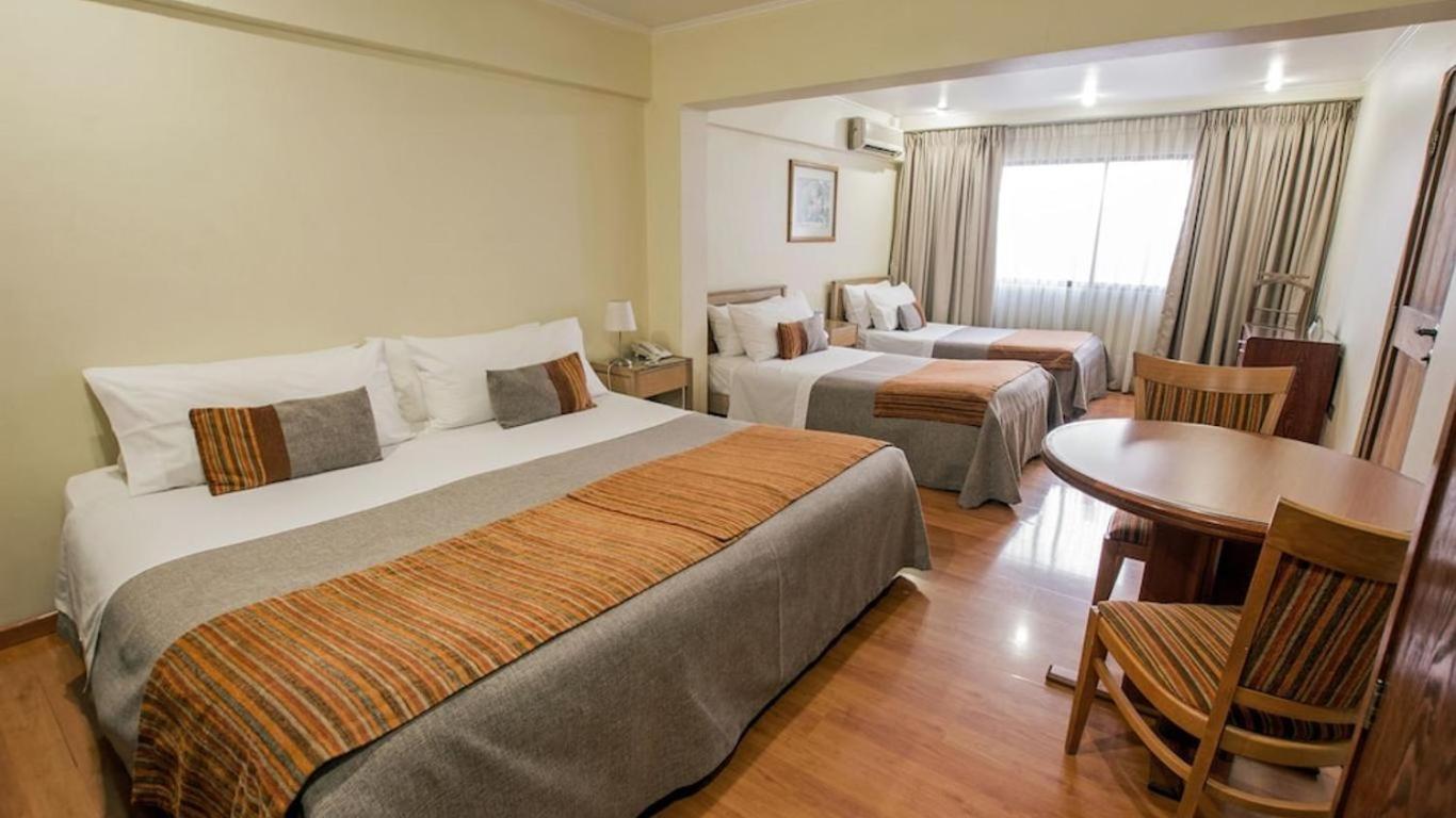 Dacarlo Hotel Santiago