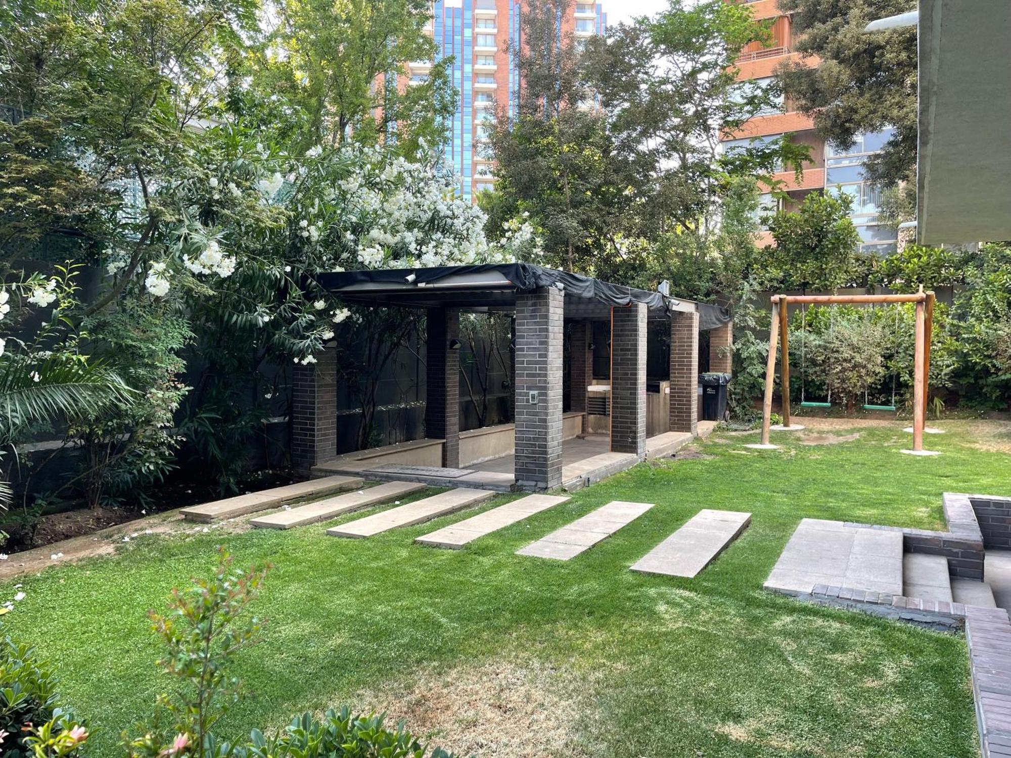 Apartamento/estudio En Condes Apartment