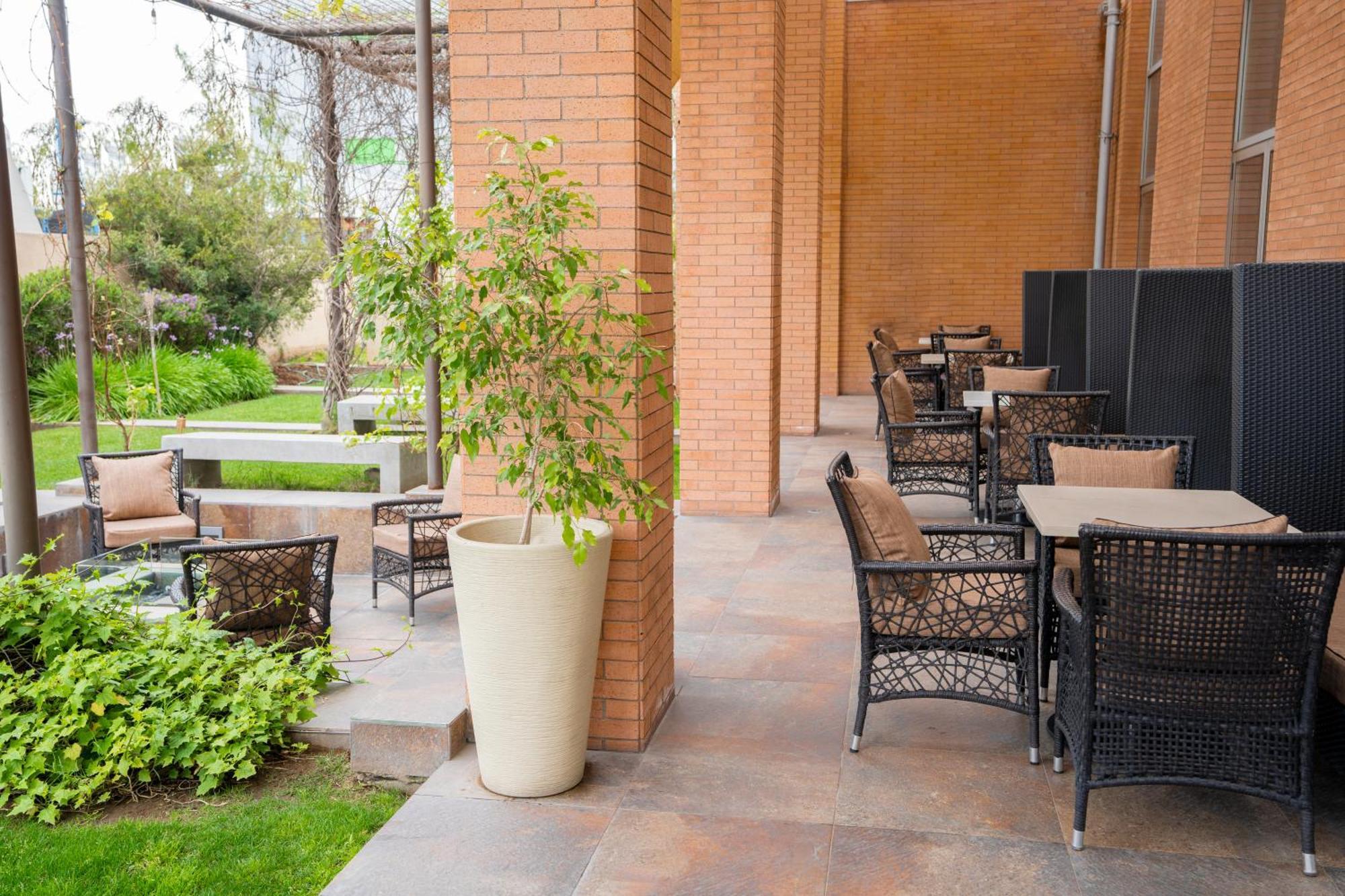 Hilton Garden Airport Santiago