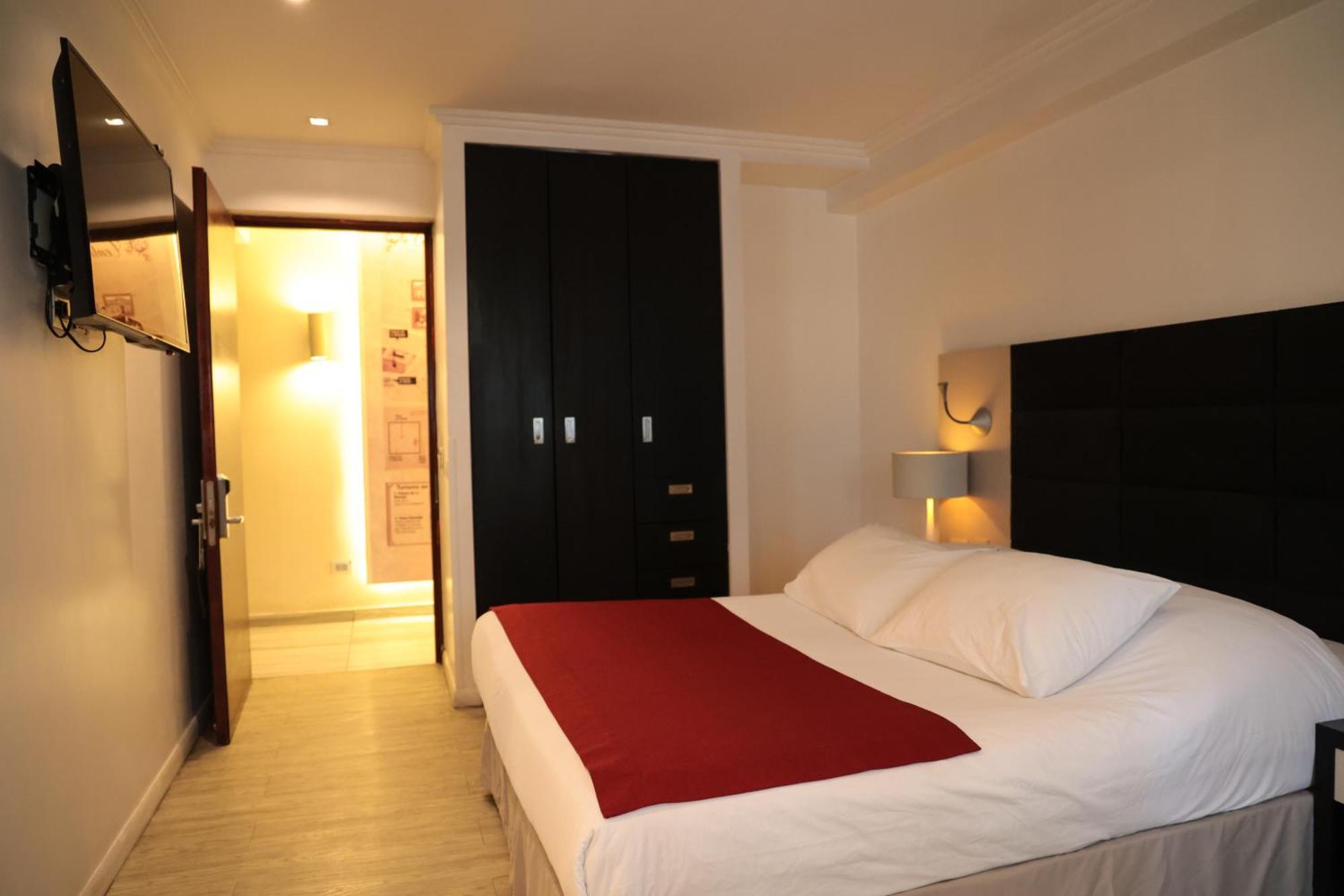 Sommelier Agustinas Hotel 3*