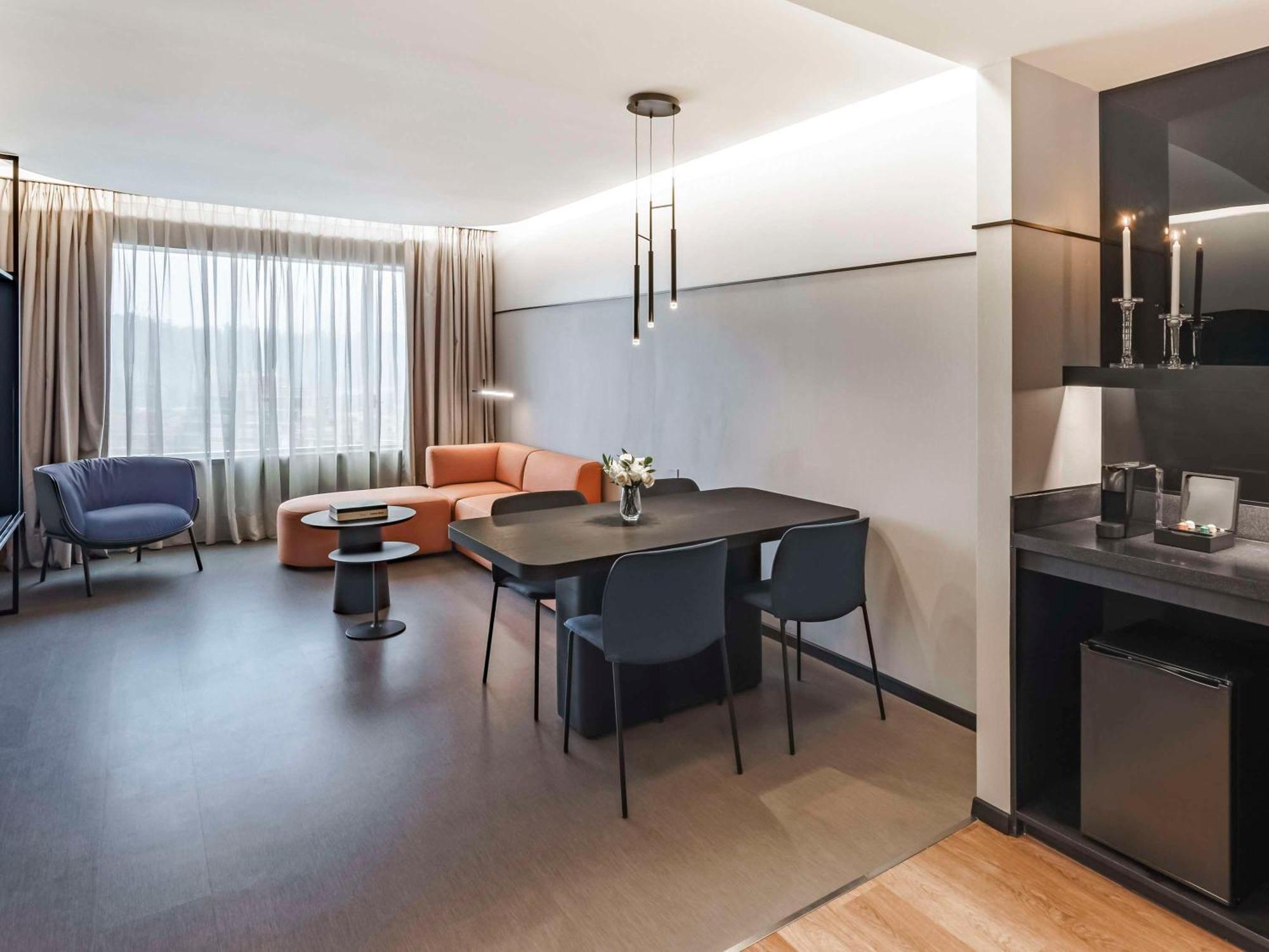 Hotel Pullman Vitacura 5*