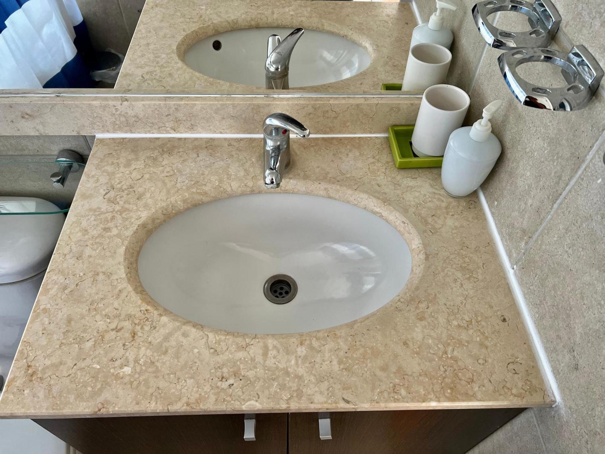 Apartamento Gran Terraza Con Vista Apoquindo, Apartamento Para 4 Personas, Las Condes