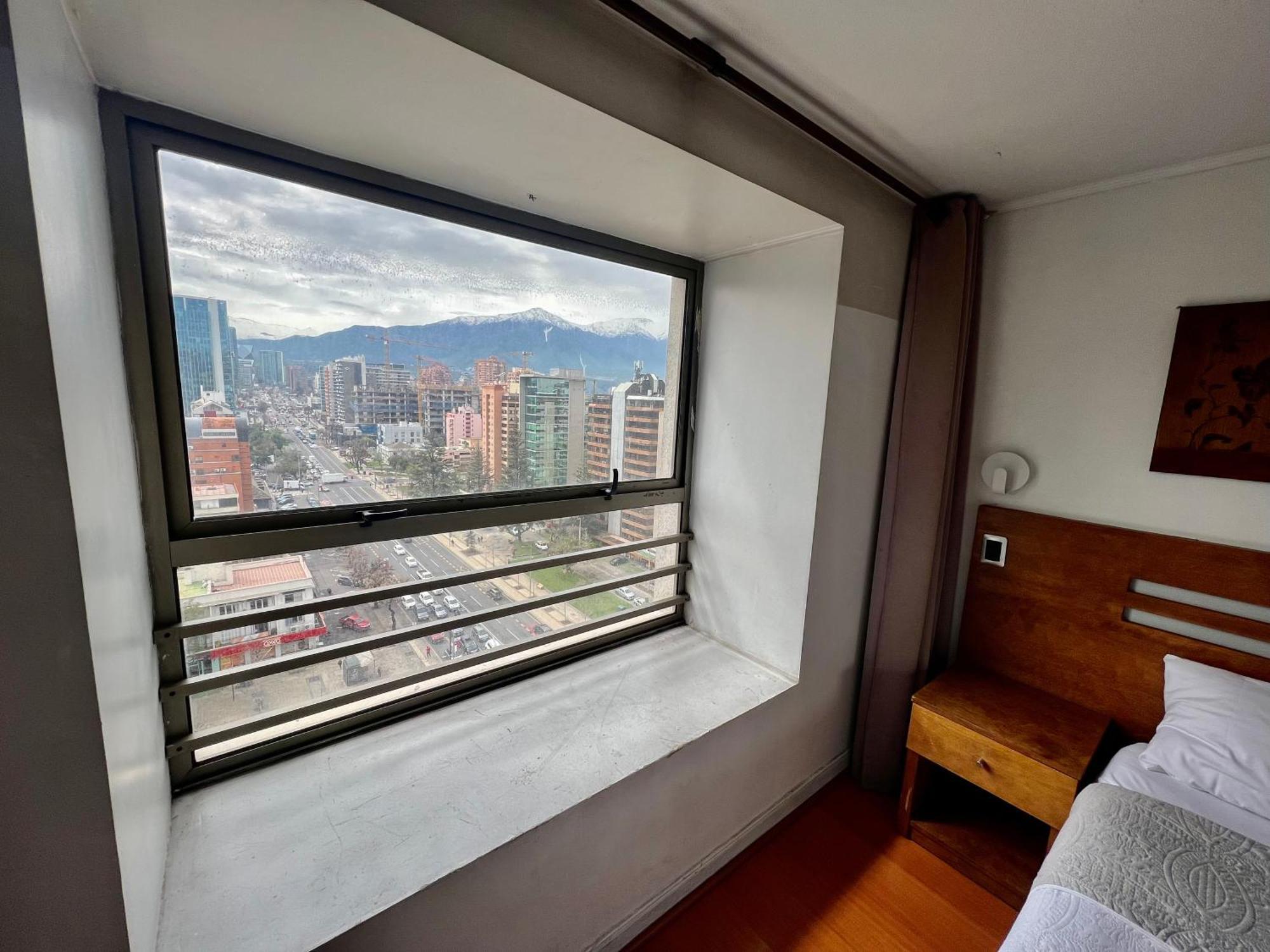 Gran Terraza Con Vista Apoquindo, Apartamento Para 4 Personas, Las Condes *