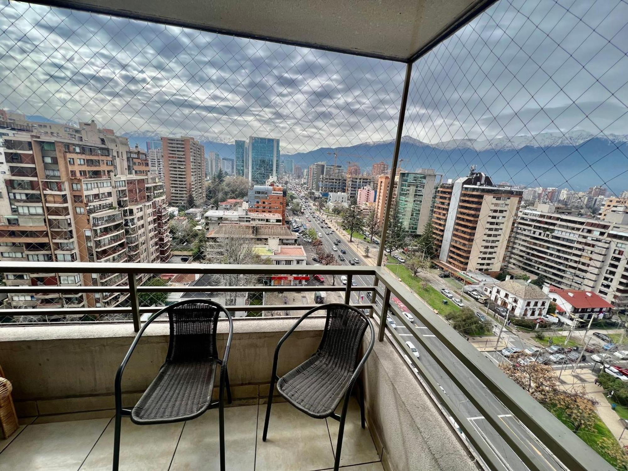 Gran Terraza Con Vista Apoquindo, Apartamento Para 4 Personas, Las Condes Apartamento