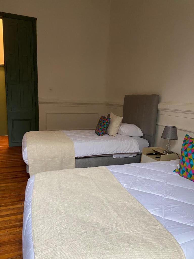 Khách sạn Casa Marina Huerfanos *