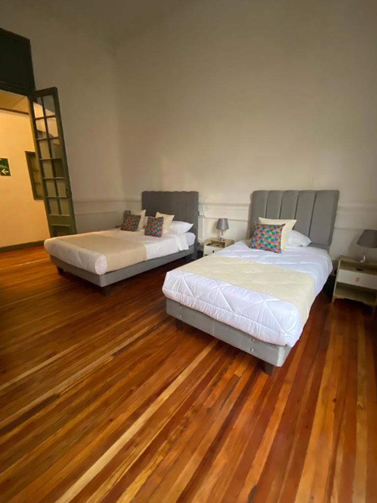 Khách sạn Casa Marina Huerfanos Santiago