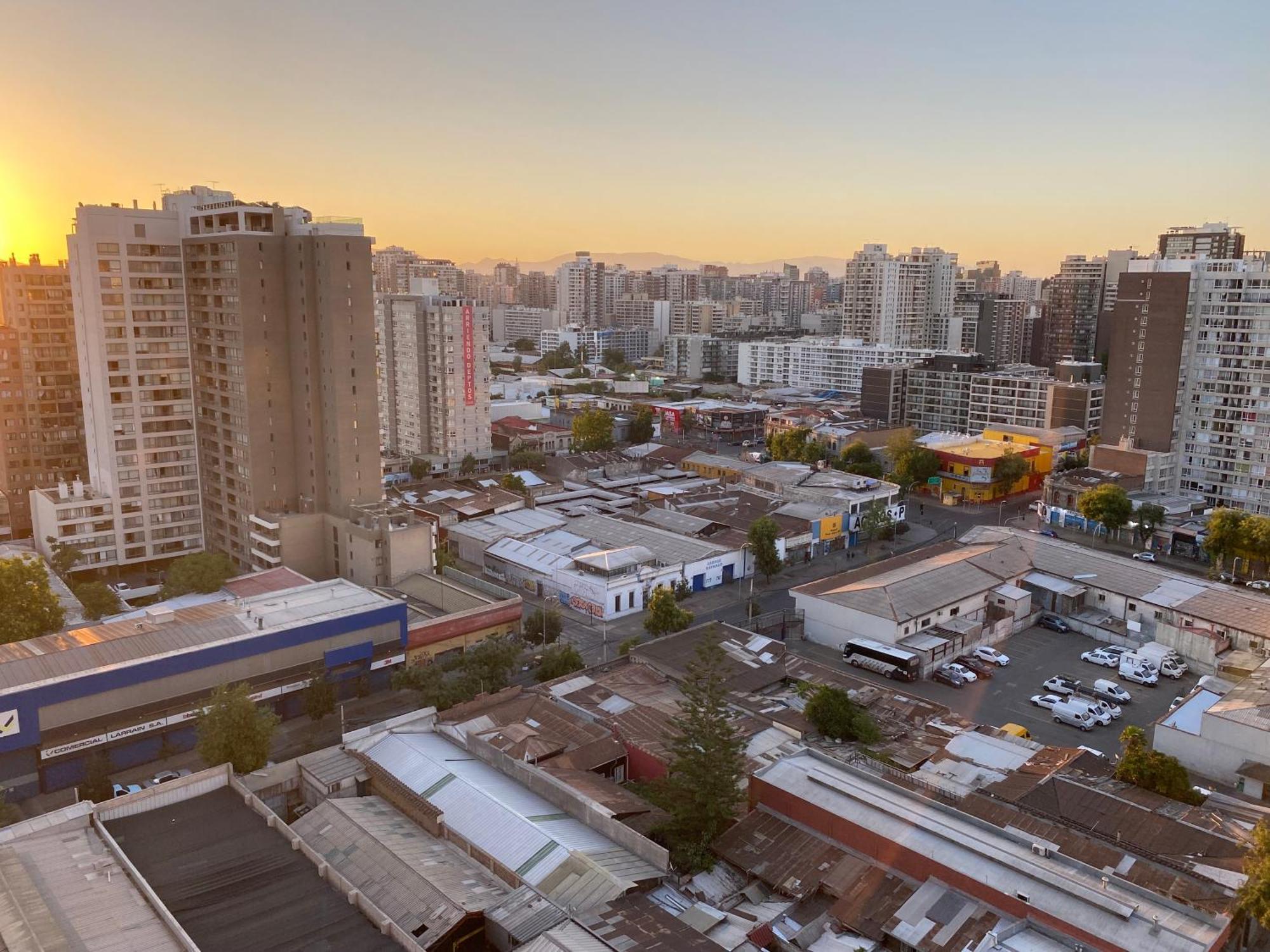 Căn hộ Amoblados Myk Metro Irarrazabal Santiago