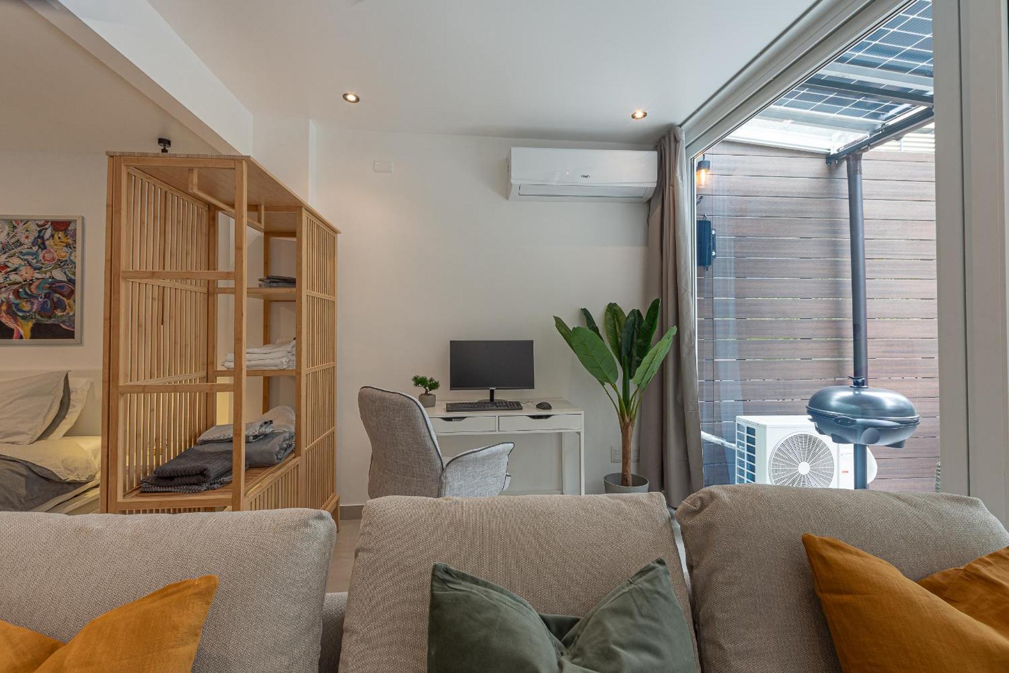 Căn hộ King-size Bed With Terrace And Air Conditioning! Santiago