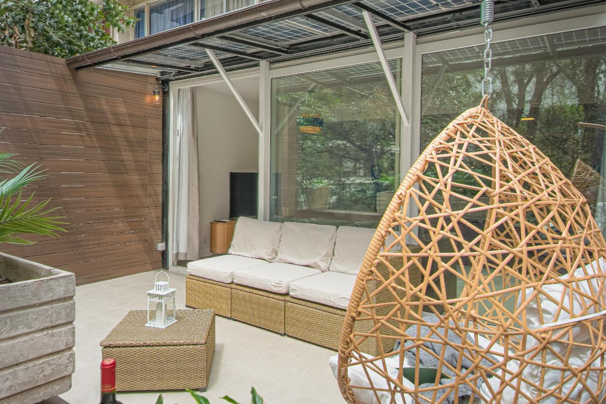 King-size Bed With Terrace And Air Conditioning! *