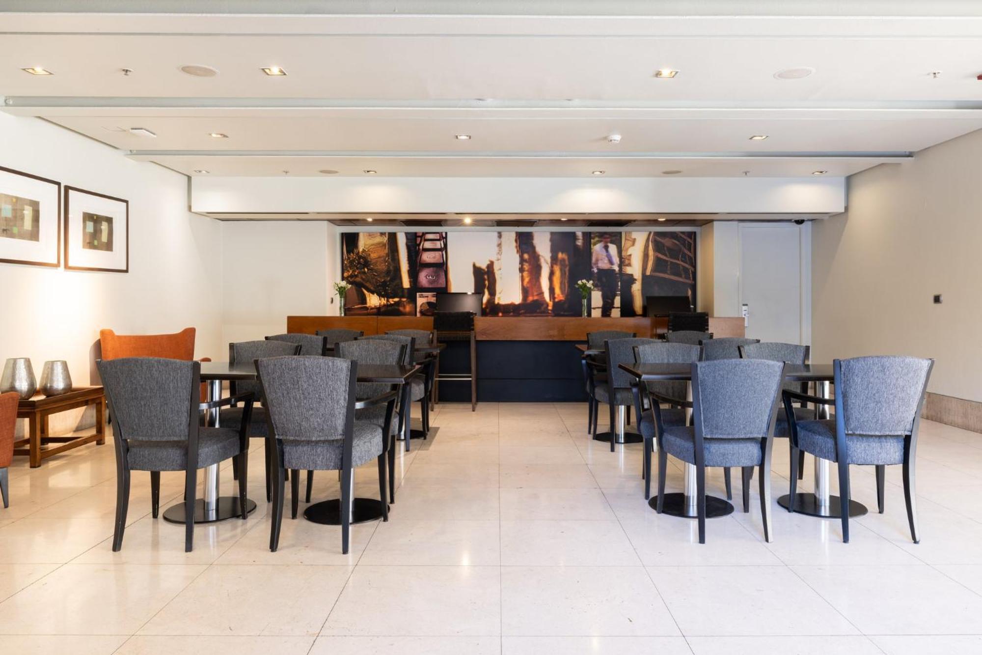 Hotel Express Condes By Ihg 4*
