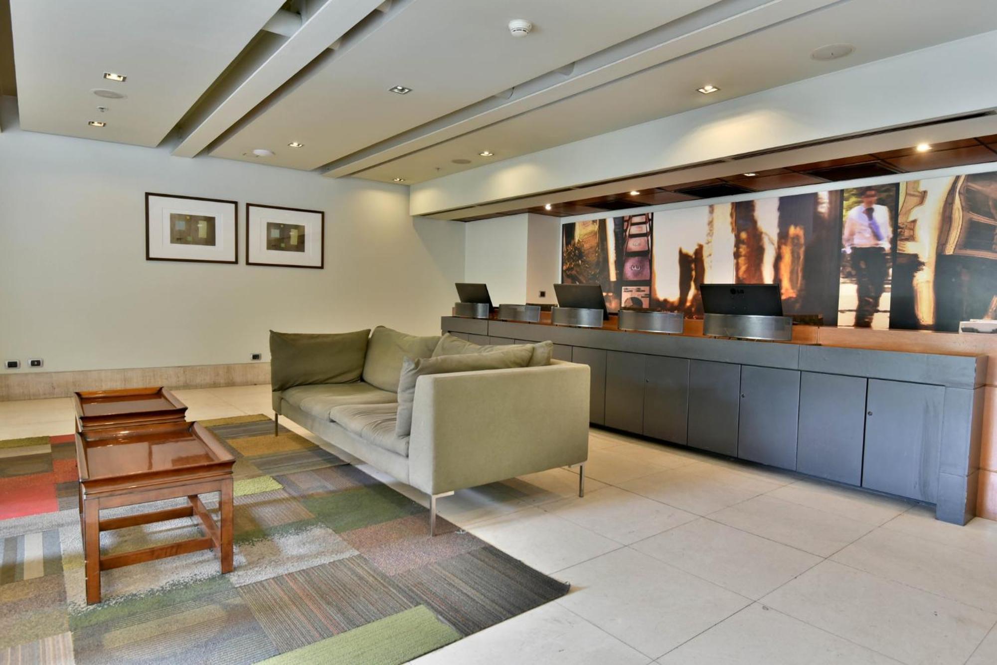 Express Condes By Ihg Hotel