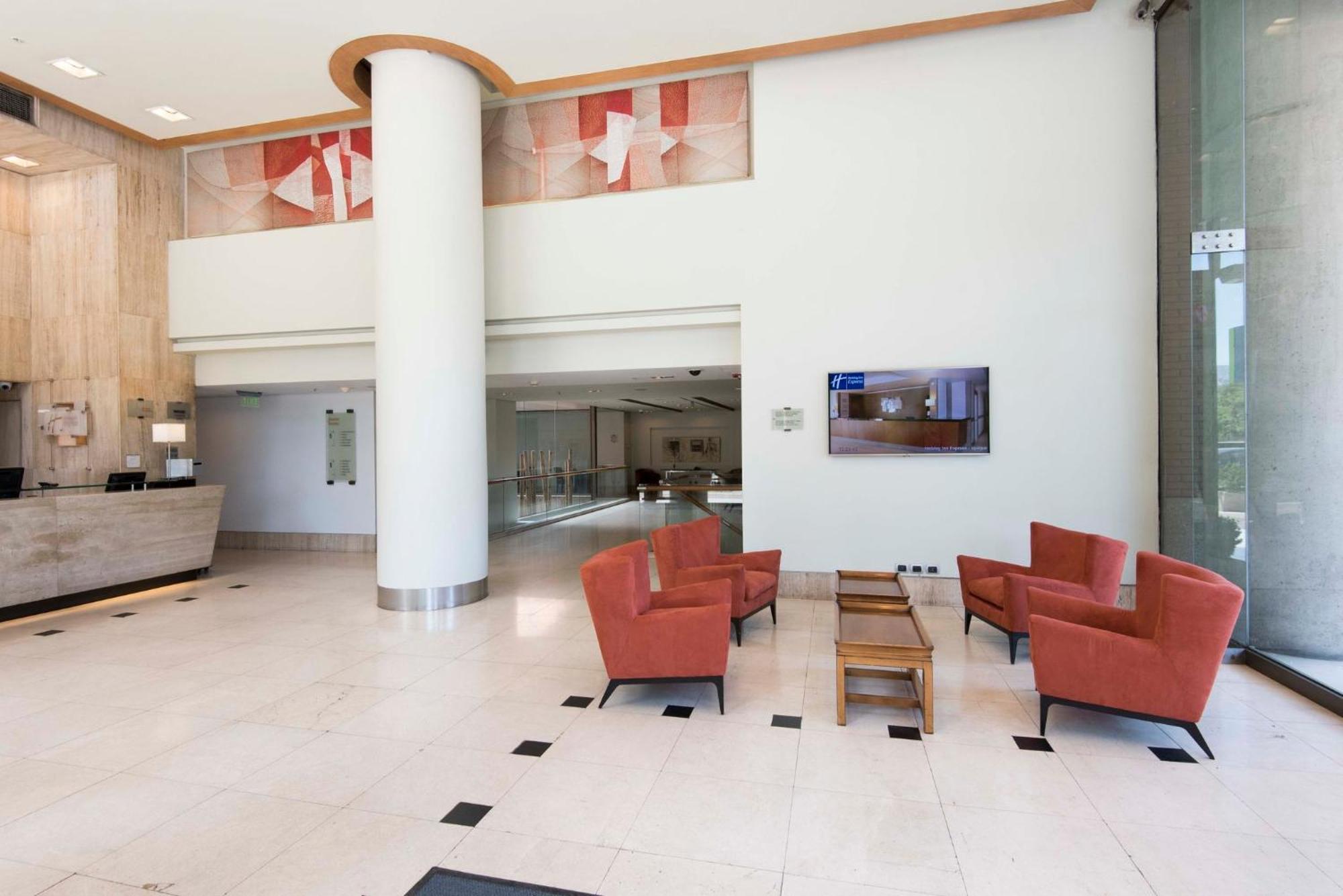 Hotel Express Condes By Ihg