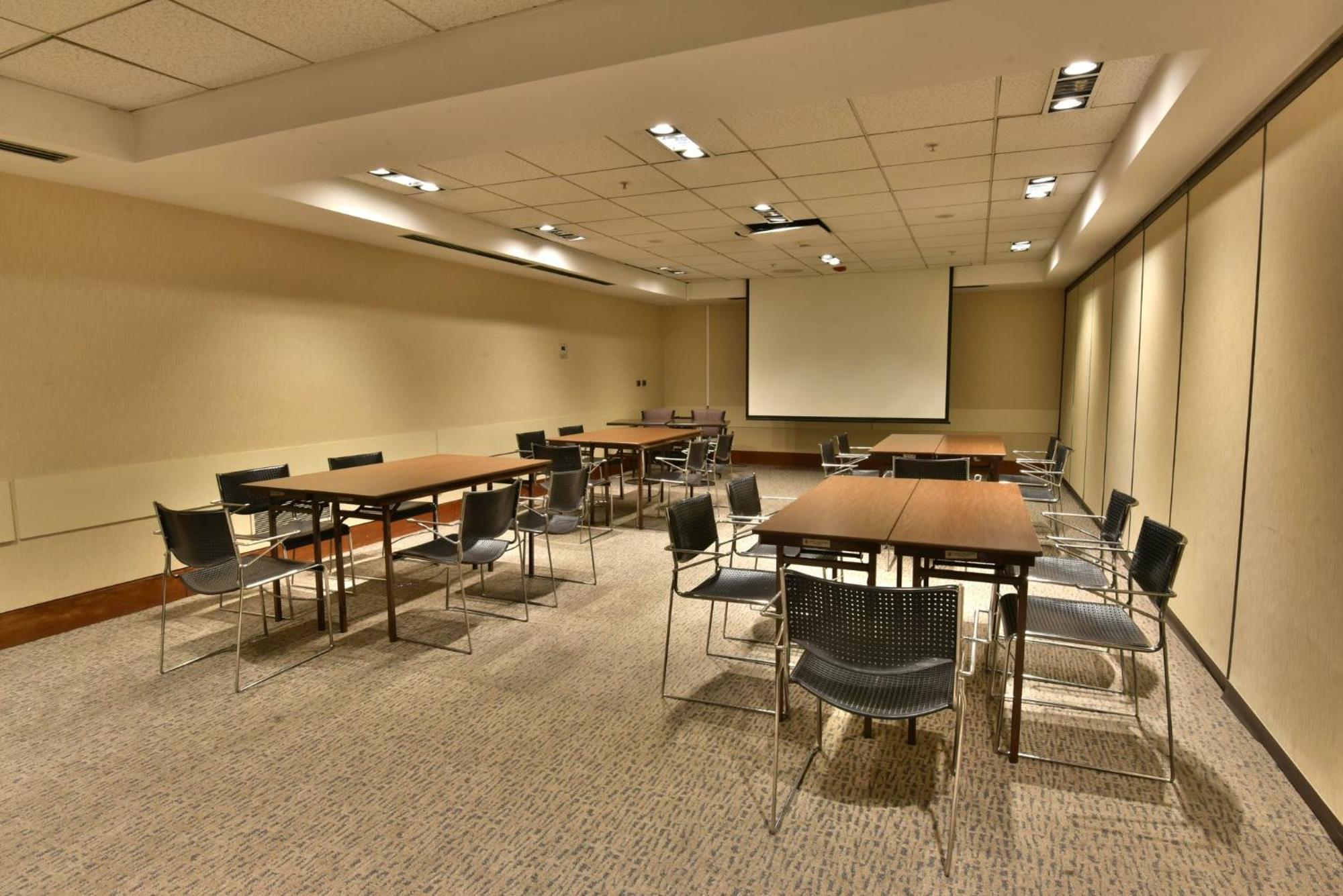 Express Condes By Ihg 4*