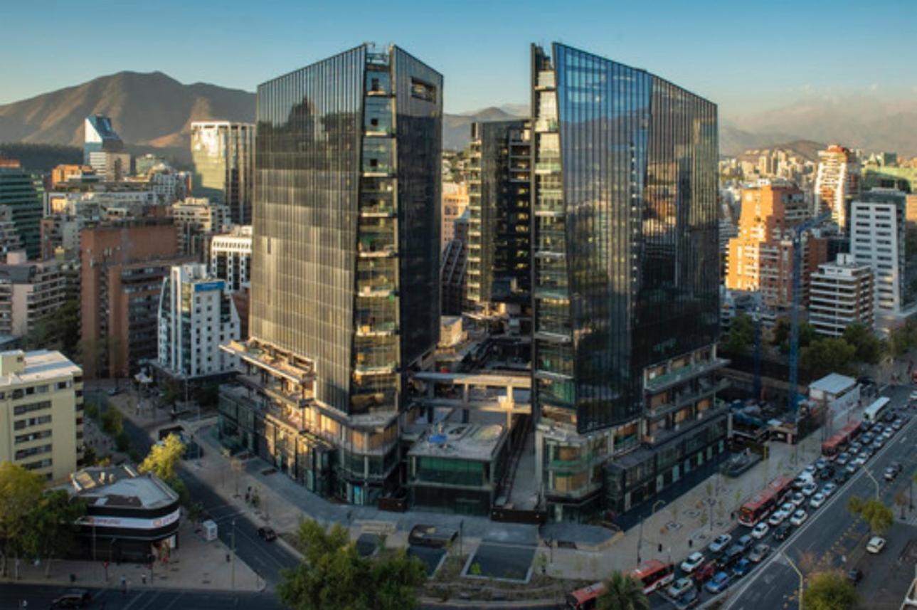 Aparthotel Encomenderos: Vista Costanera En El Golf Santiago