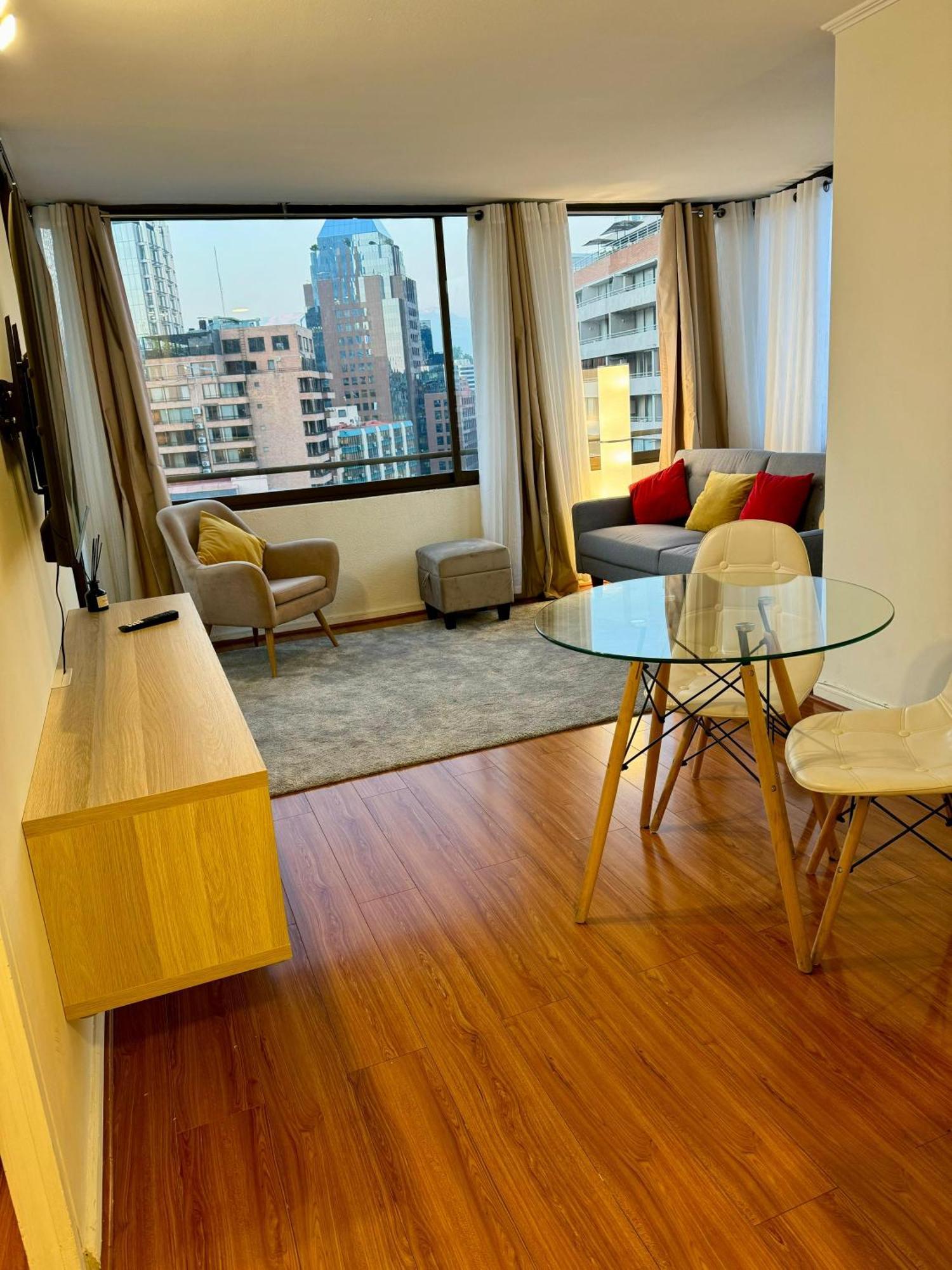 Apartment Andar 14 Localizacao Em Condes Chile Confortavel