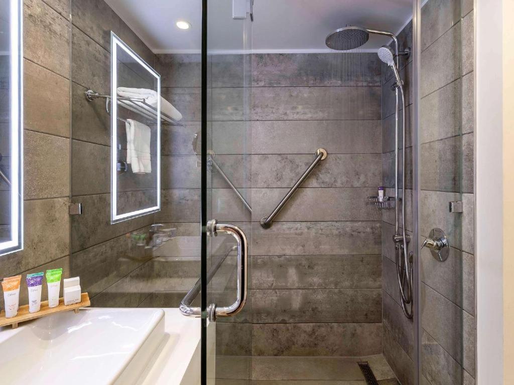 Novotel Providencia 4*