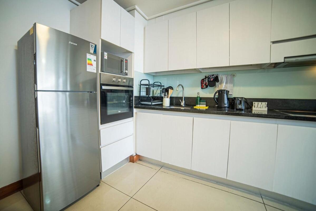 Exclusivo Y Sofisticado Alojamiento En Las Condes Apartamento *