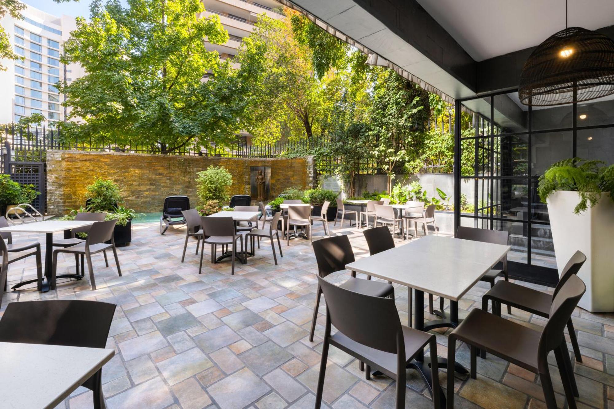 Wyndham Garden Kennedy 4* Santiago