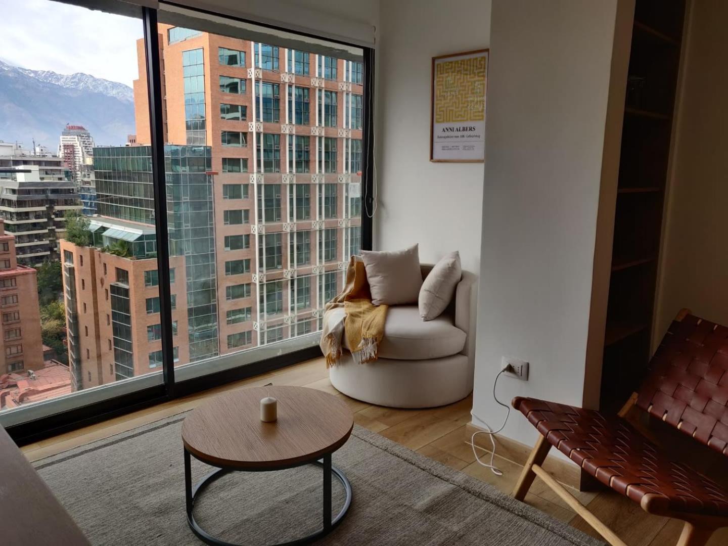 Experiencia De Estilo Moderno En Condes Căn hộ