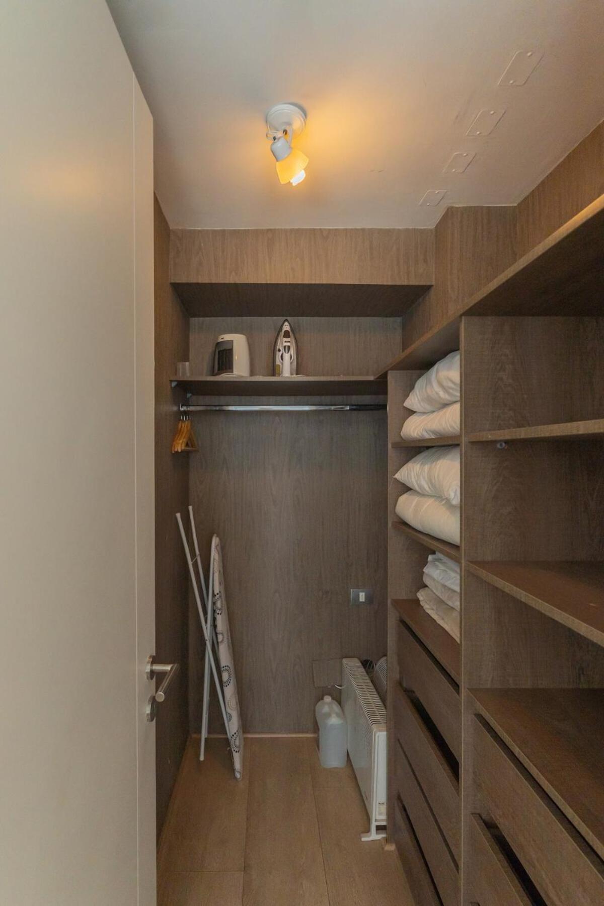 Kennedy Premium Condes