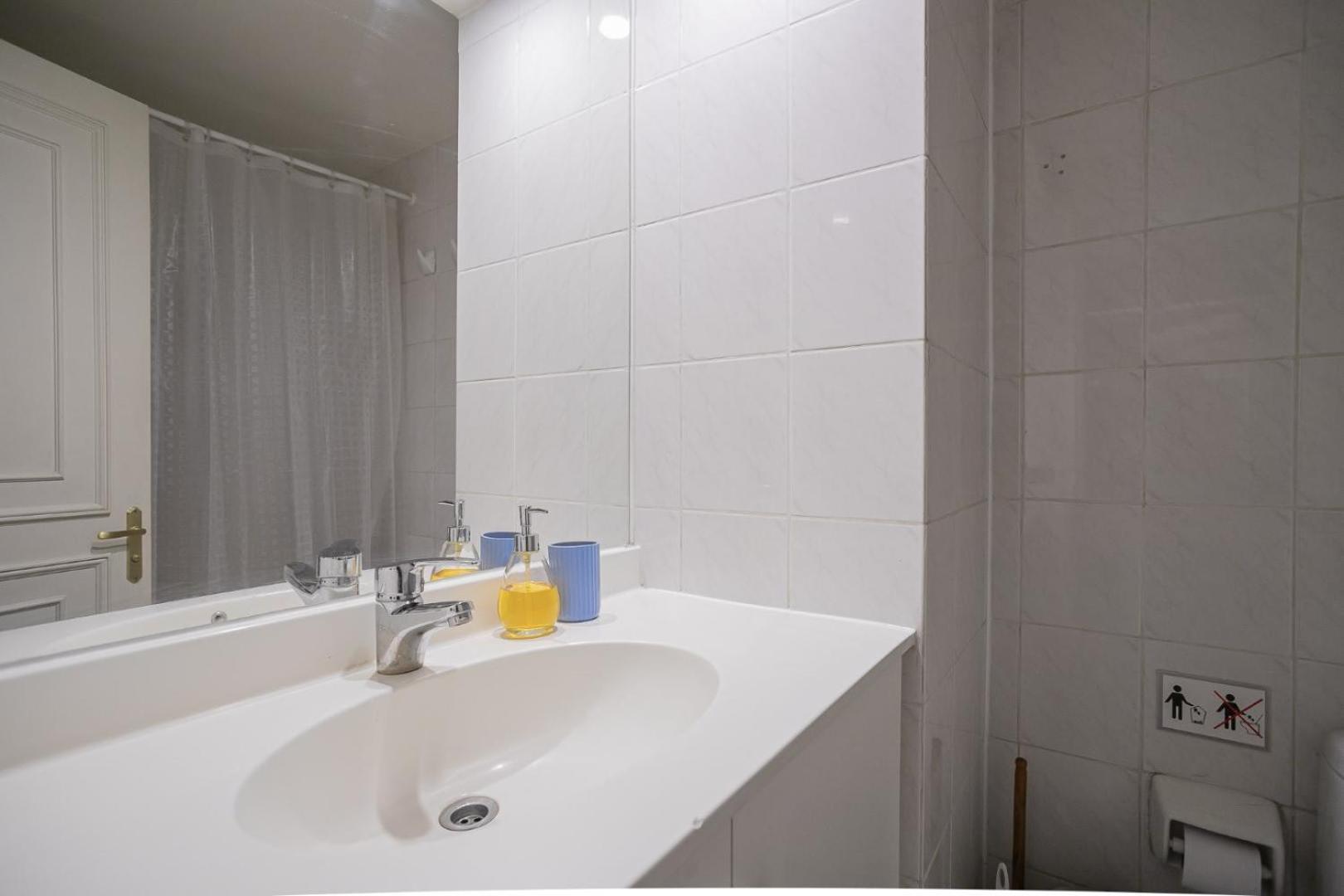 Unparalleled Space Near Tobalaba * Santiago