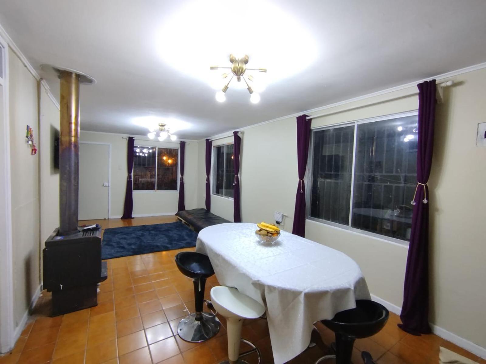 Molino Rojo Acomodação com café da manhã  Santiago