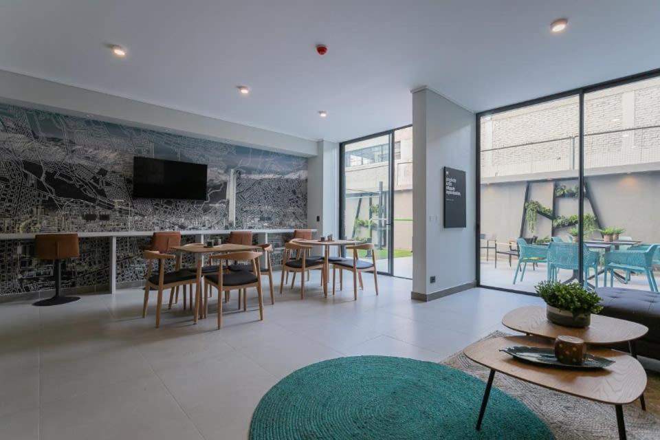 Cozy In The Heart Of Nunoa Perfect For Two