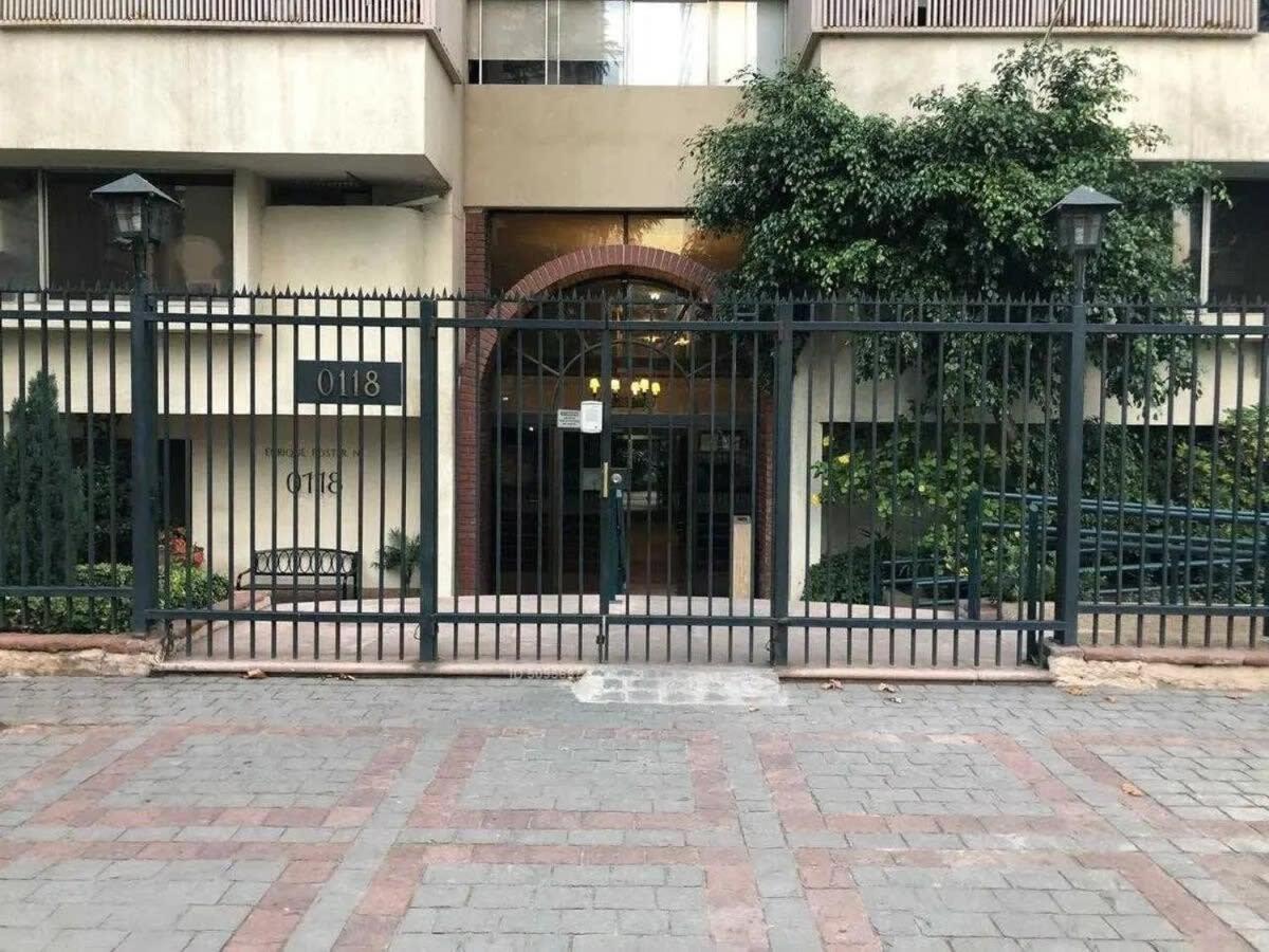 Apartamento El Golf - Fantastic 2 Bedroom In El Golf Santiago de Chile