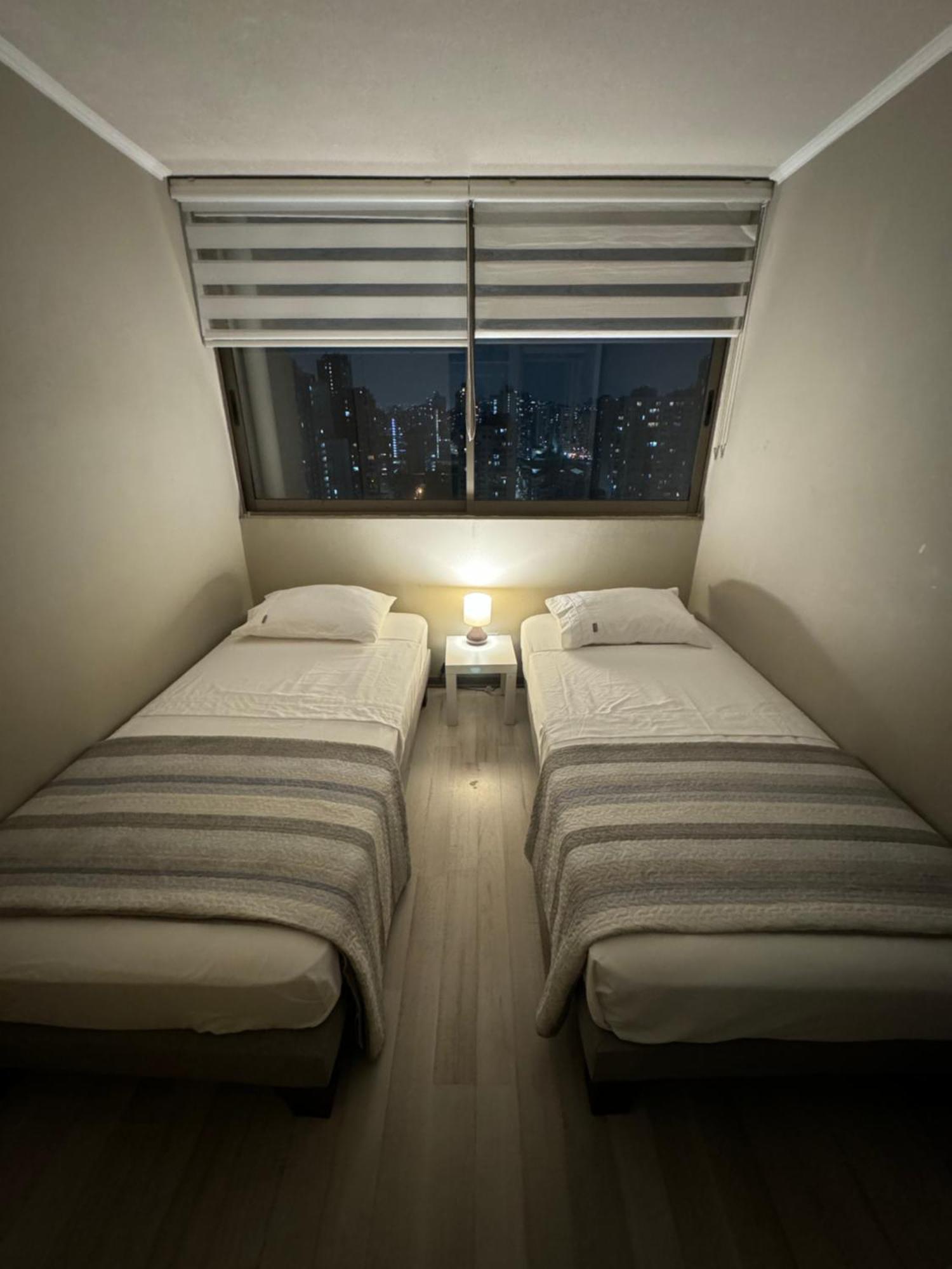 Dpto 2d 1b, Parque Almagro, Santiago. Apartamento *