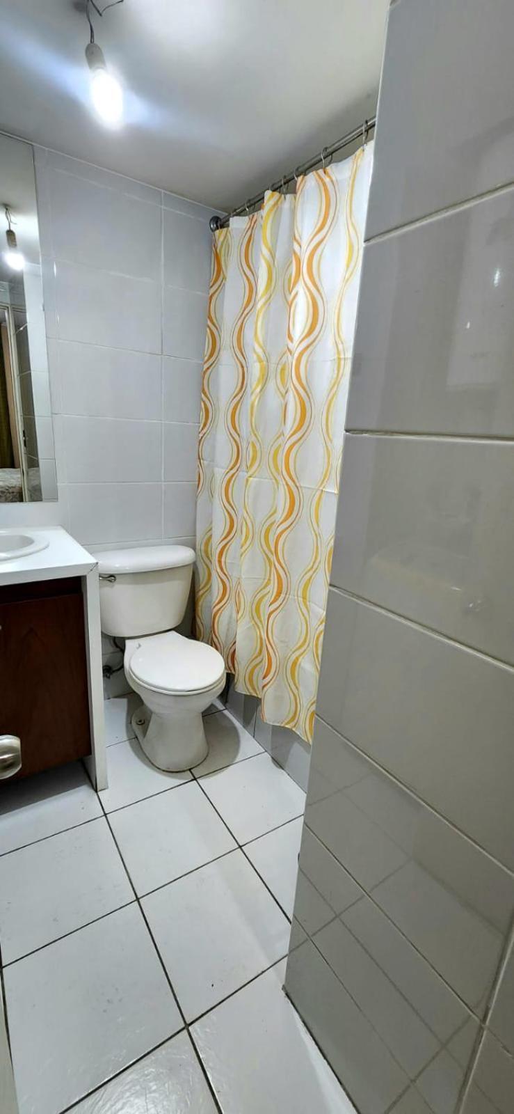 Metro Santa Lucia, Centro Apartment Santiago