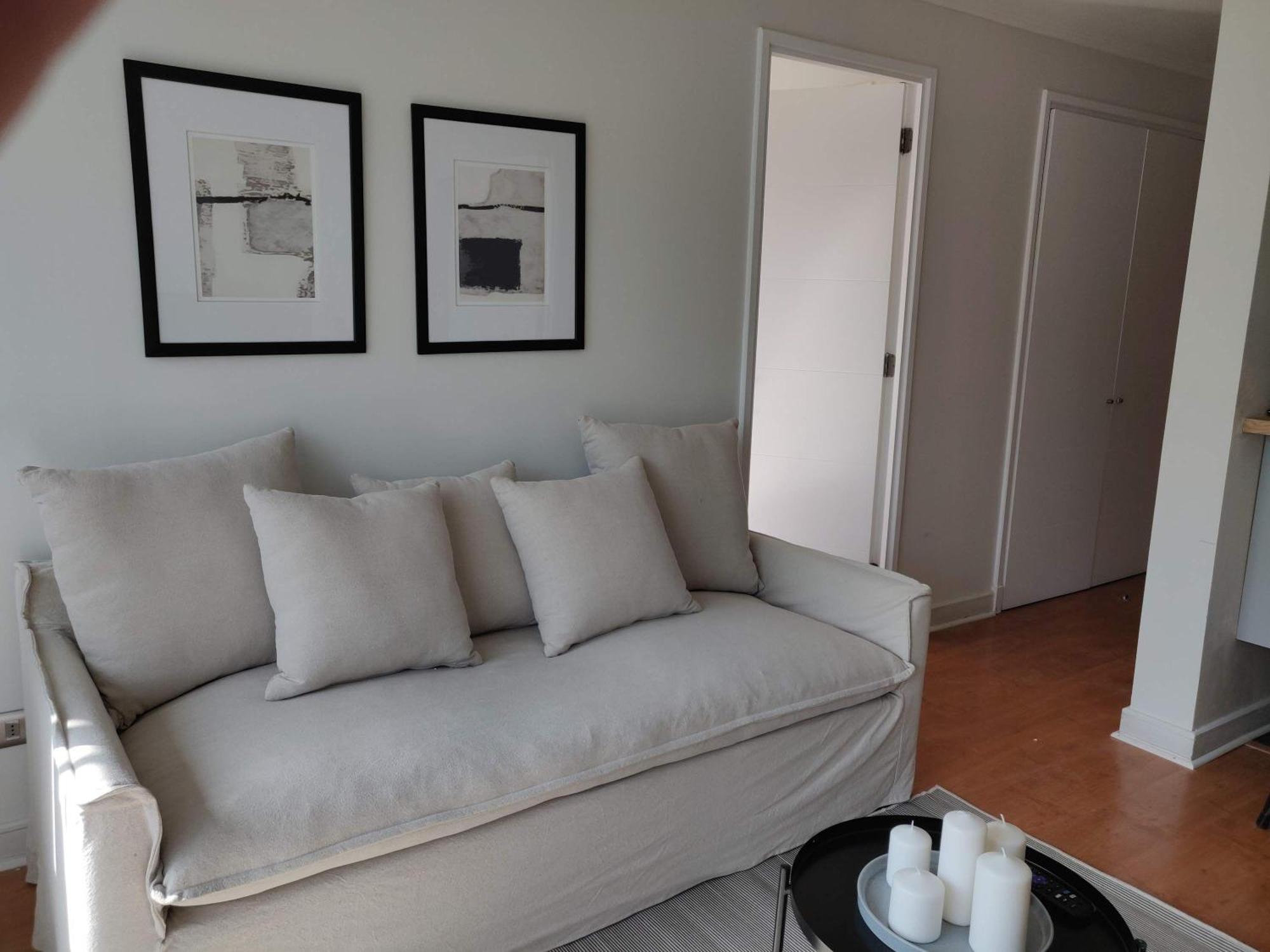 Live Providencia From Your Cozy