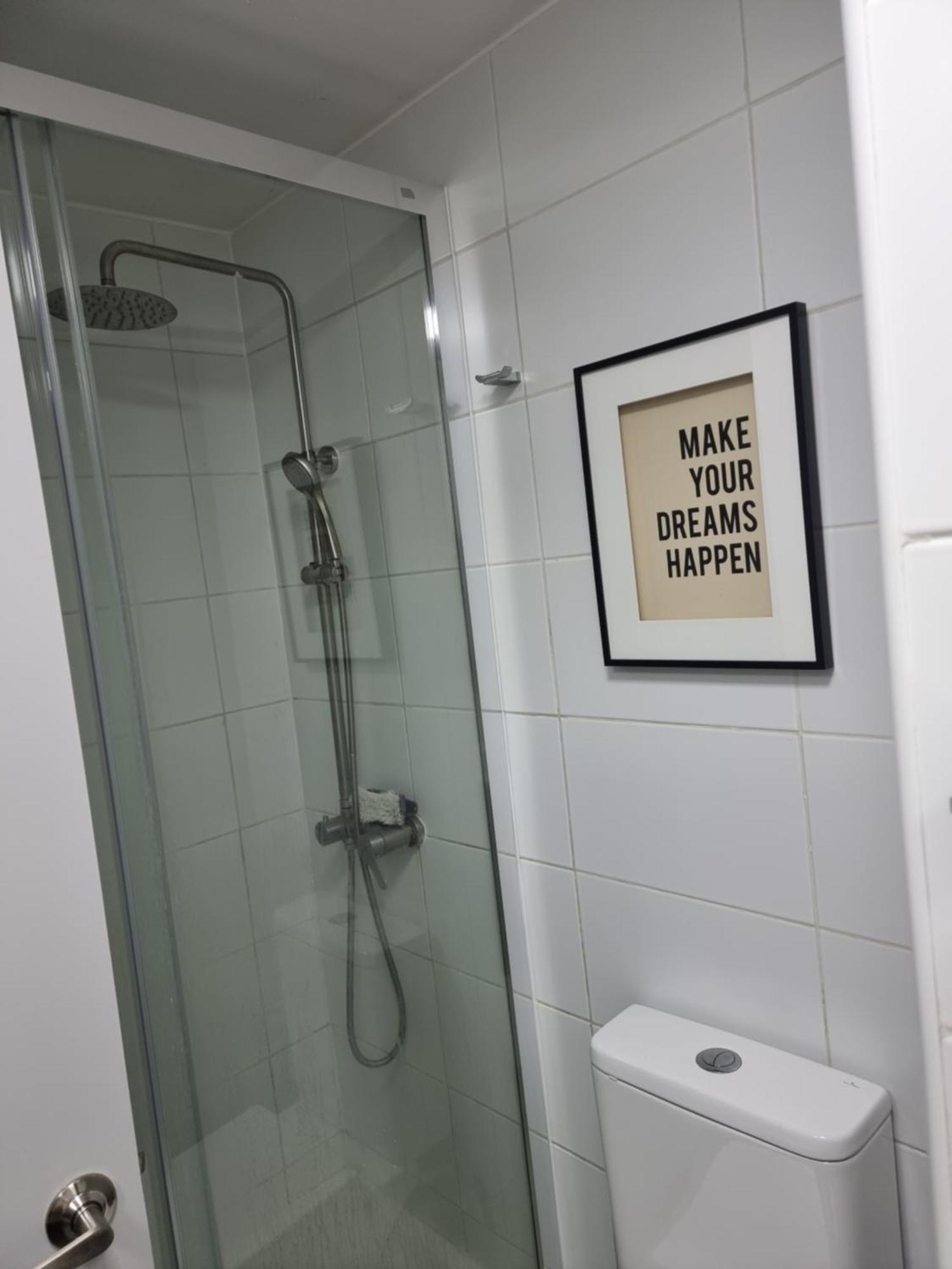 Apartment Hermoso De 1 *