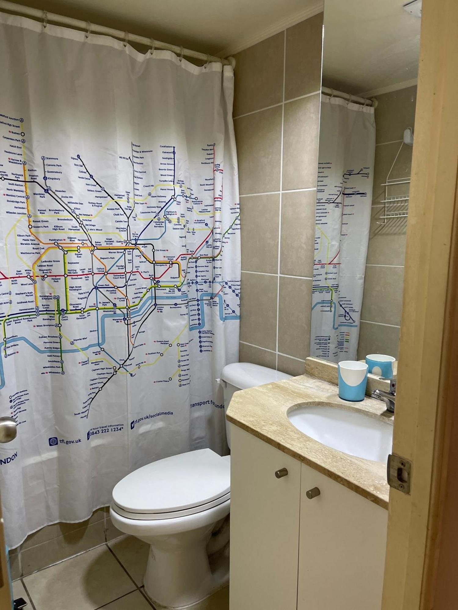Departamento En Cercano A Aeropuerto Y Metro * Santiago