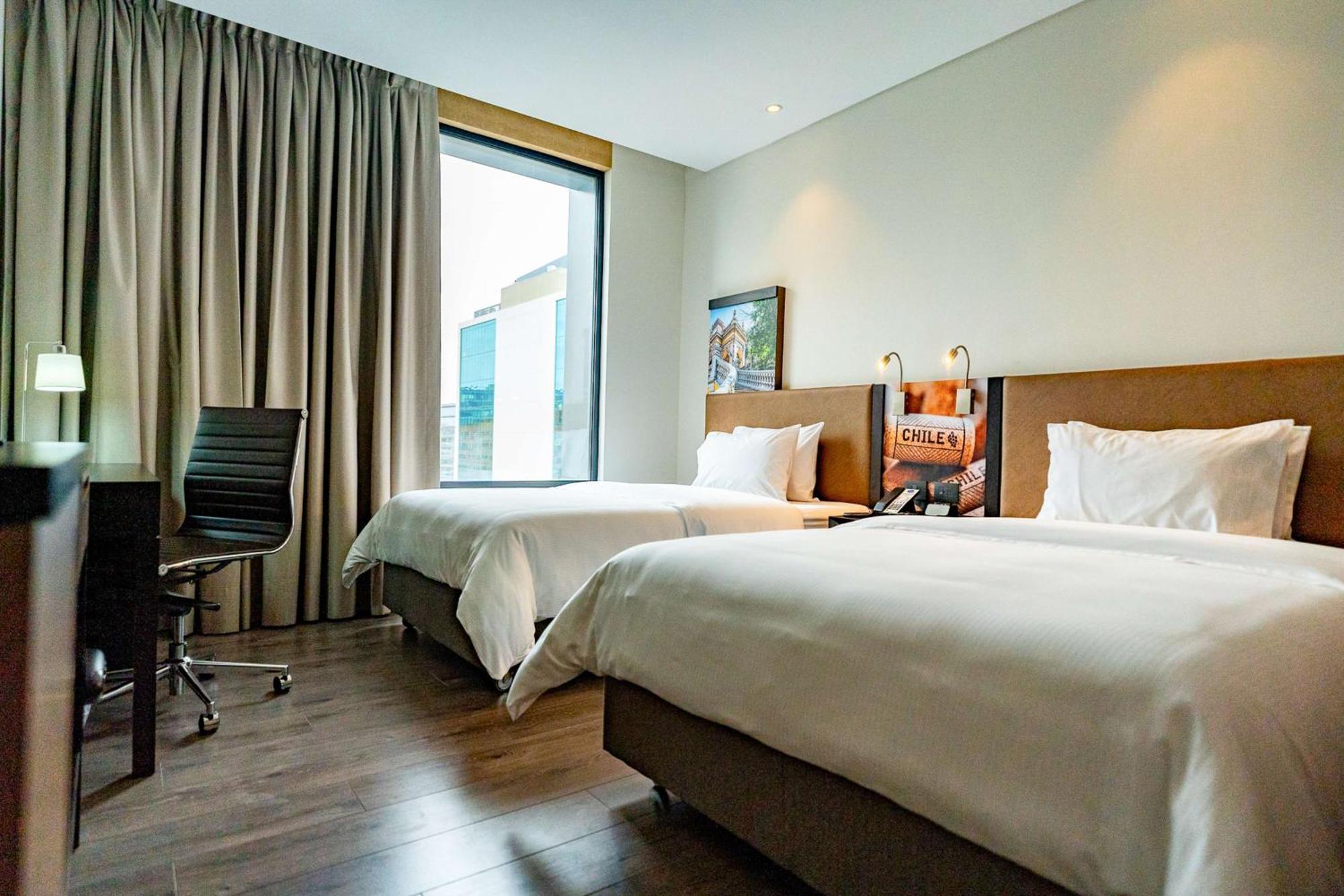 Hampton By Hilton Condes 4*