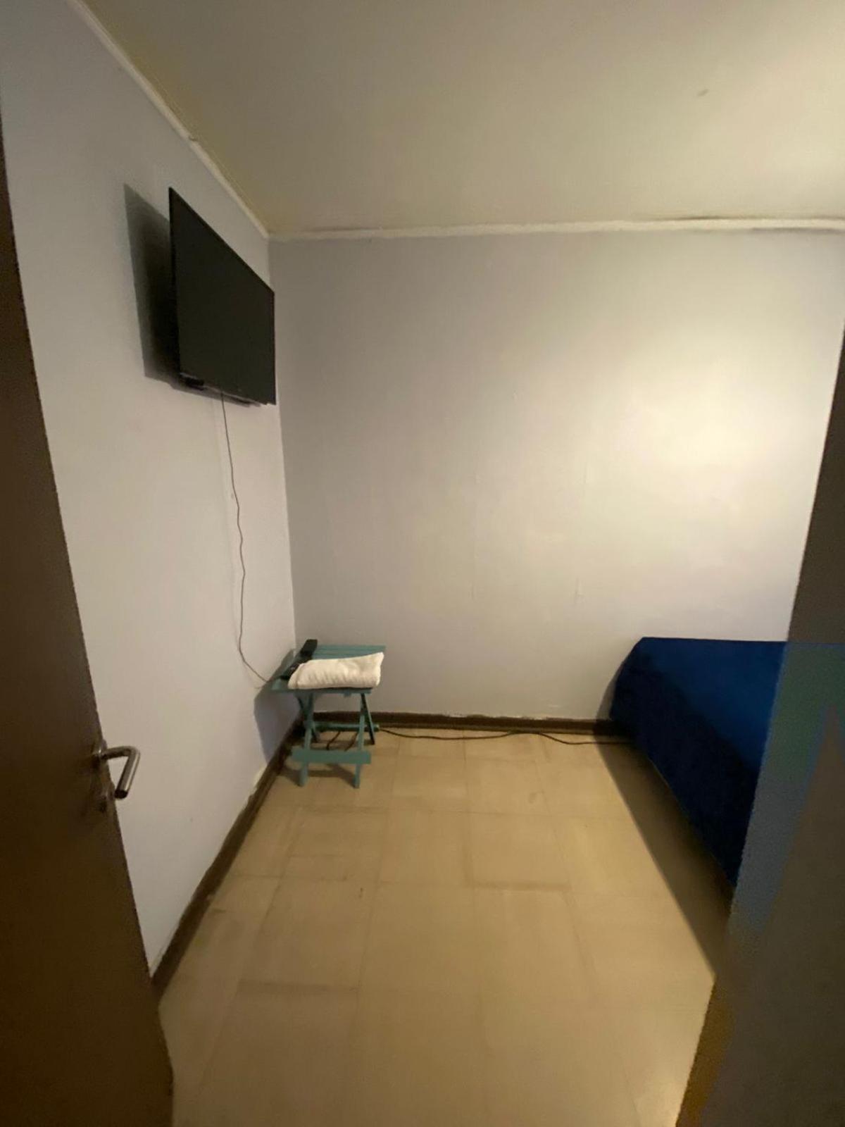 Habitacion En Las Condes Comoda Y Confortable Santiago