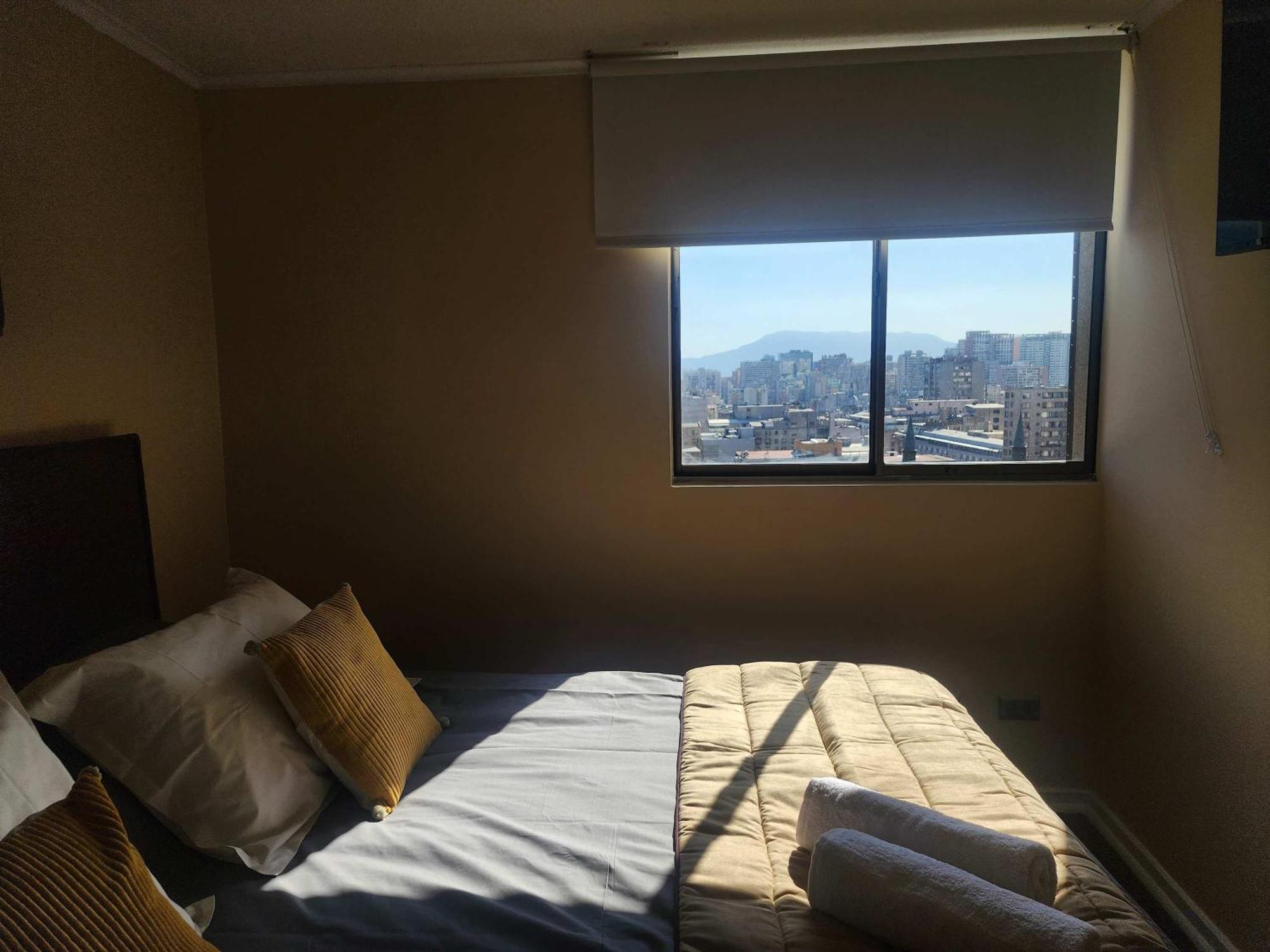 Hom I Comodo Departamento 3pax 2d1b Calle Merced Stgo