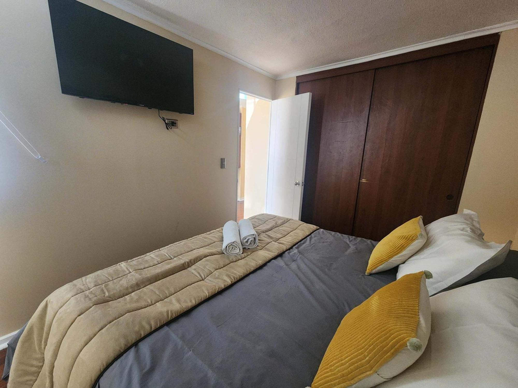 Hom I Comodo Departamento 3pax 2d1b Calle Merced Stgo *
