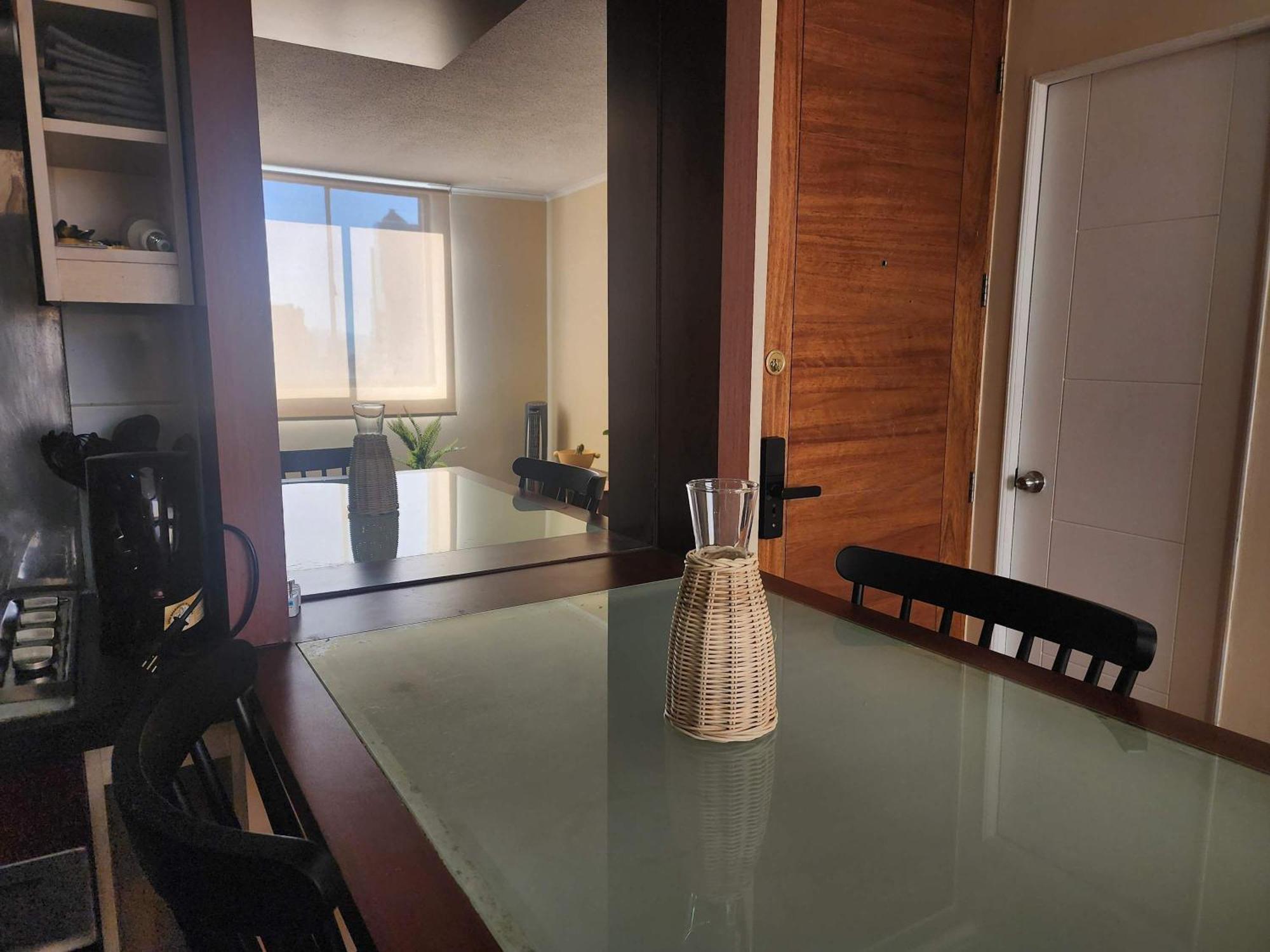 Apartamento Hom I Comodo Departamento 3pax 2d1b Calle Merced Stgo *
